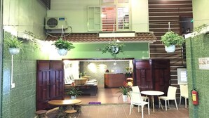 Front of property - 4 Seasons Hostel (Da Nang)