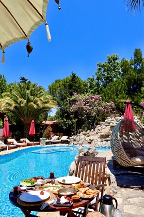 รวมอาหารเช้าแบบบุฟเฟ่ต์ ทุกวัน