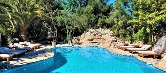 Kemerbag 29 - Adults Only