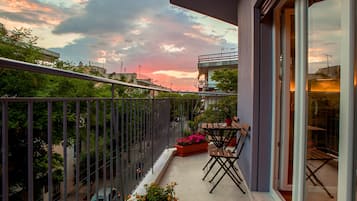 Superior Apartment, 2 Bedrooms, 2 Bathrooms | Balcony