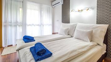 1 bedroom, soundproofing, iron/ironing board, free cots/infant beds