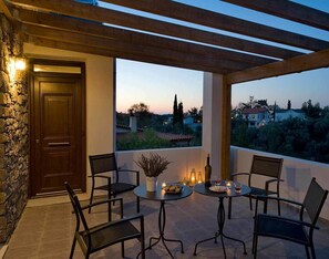 Maisonette, 3 Schlafzimmer | Terrasse/Patio
