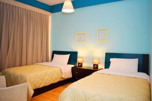 Camera con 2 letti singoli | Minibar, una scrivania, insonorizzazione, letti aggiuntivi (a pagamento)