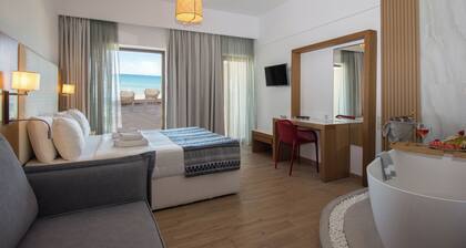 Yianna Caravel Suites "by Checkin" adults only