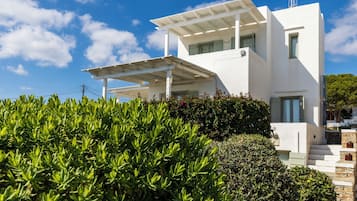 Traditioneel huis (Hephaistos) | Een strijkplank/strijkijzer, extra bedden, gratis wifi, beddengoed