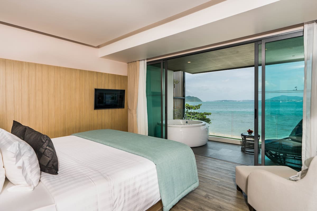 Premier Room, Beachfront | Premium bedding, minibar, in-room safe, individually furnished