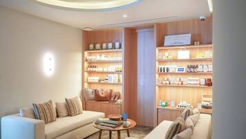 Lichaamsbehandelingen, aromatherapie, Zweedse massages, Thaise massages