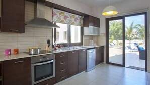 Villa, 5 soverom, privat basseng | Eget kjøkken