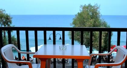 Hotel Maro