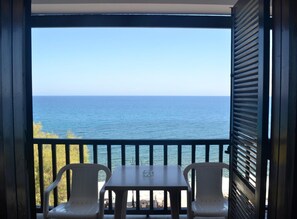 Balcony - Hotel Maro (Zagora-Mouresi)