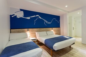 Triple Room, Balcony | In-room safe, individually decorated, individually furnished, desk - Casual Blue (Bilbao)