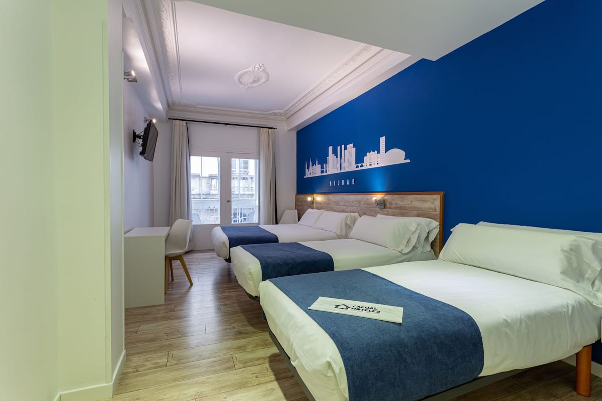 Superior Quadruple Room, Balcony (Superior)