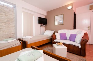 Estúdio | Frigobar, Wi-Fi de cortesia, roupa de cama