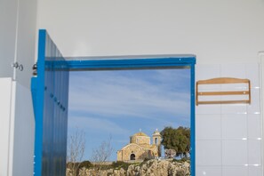 Leilighet, 2 soverom | Oppholdsområde | Flatskjerm-TV og DVD-spiller