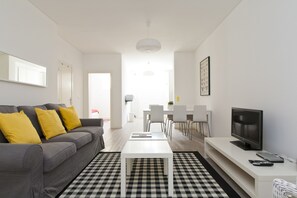 Family Apartment, 2 Bedrooms | Living area | Flat-screen TV - City Stays Principe Real Apartments (Lisbon)