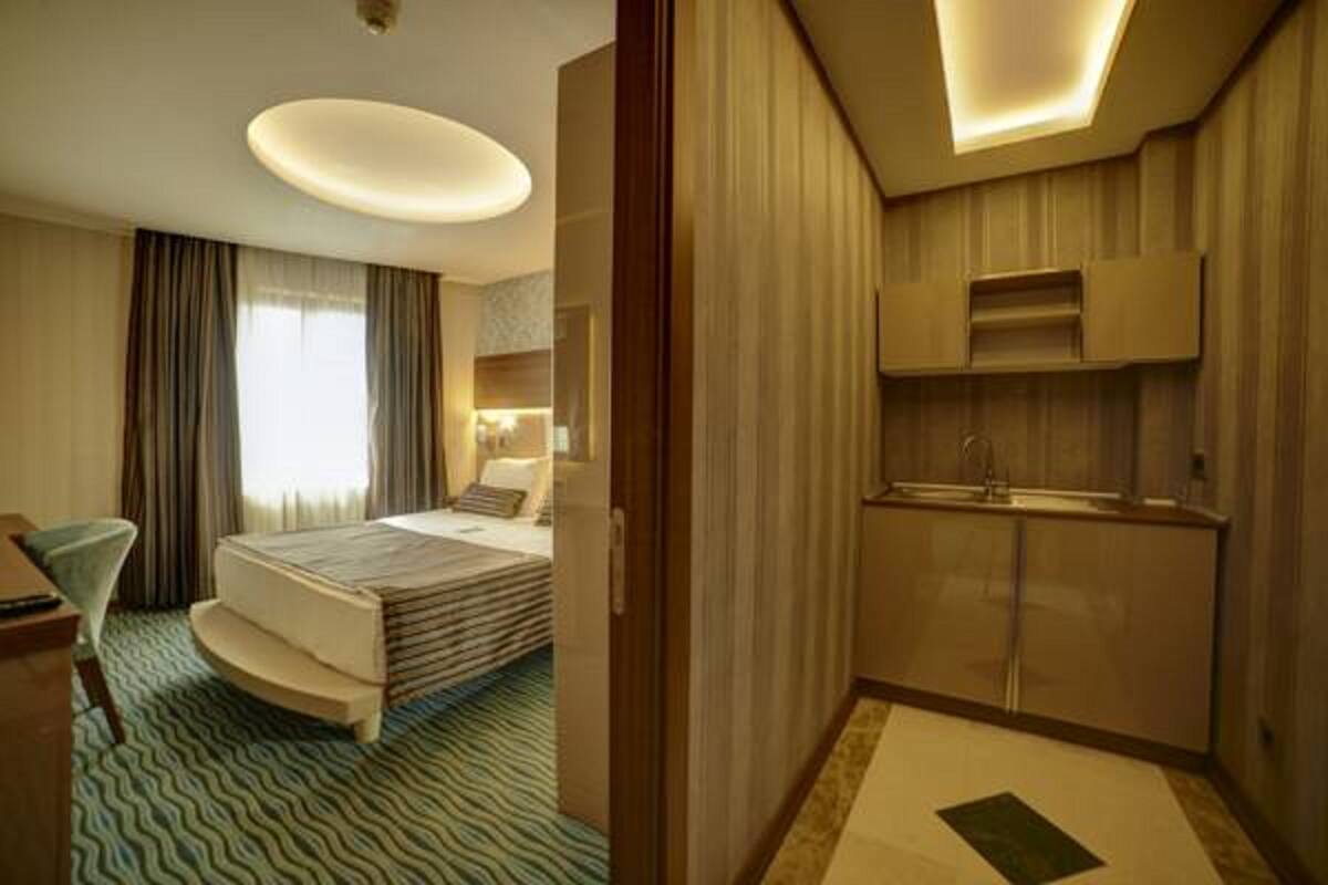 Deluxe Suite, 2 Bedrooms | View from room