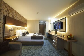 Deluxe Double Room, 1 Queen Bed | View from room