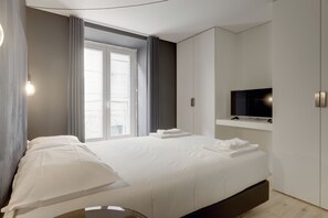 Appartement, 2 slaapkamers | Individueel gedecoreerd, geluiddichte muren, een strijkplank/strijkijzer