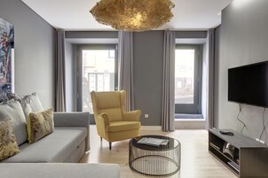 公寓, 2 间卧室, 露台 | 起居区 | 平板电视