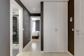 Căn hộ, 2 phòng ngủ | Trang trí khác biệt, phòng cách âm, bàn ủi/dụng cụ ủi quần áo