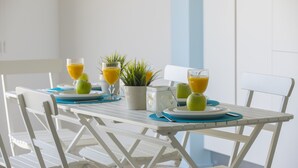 In-room dining - Protaras Azure Seafront Suite (Paralimni)