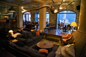 Televisión LCD de 21 pulgadas con canales vía satélite y televisión 