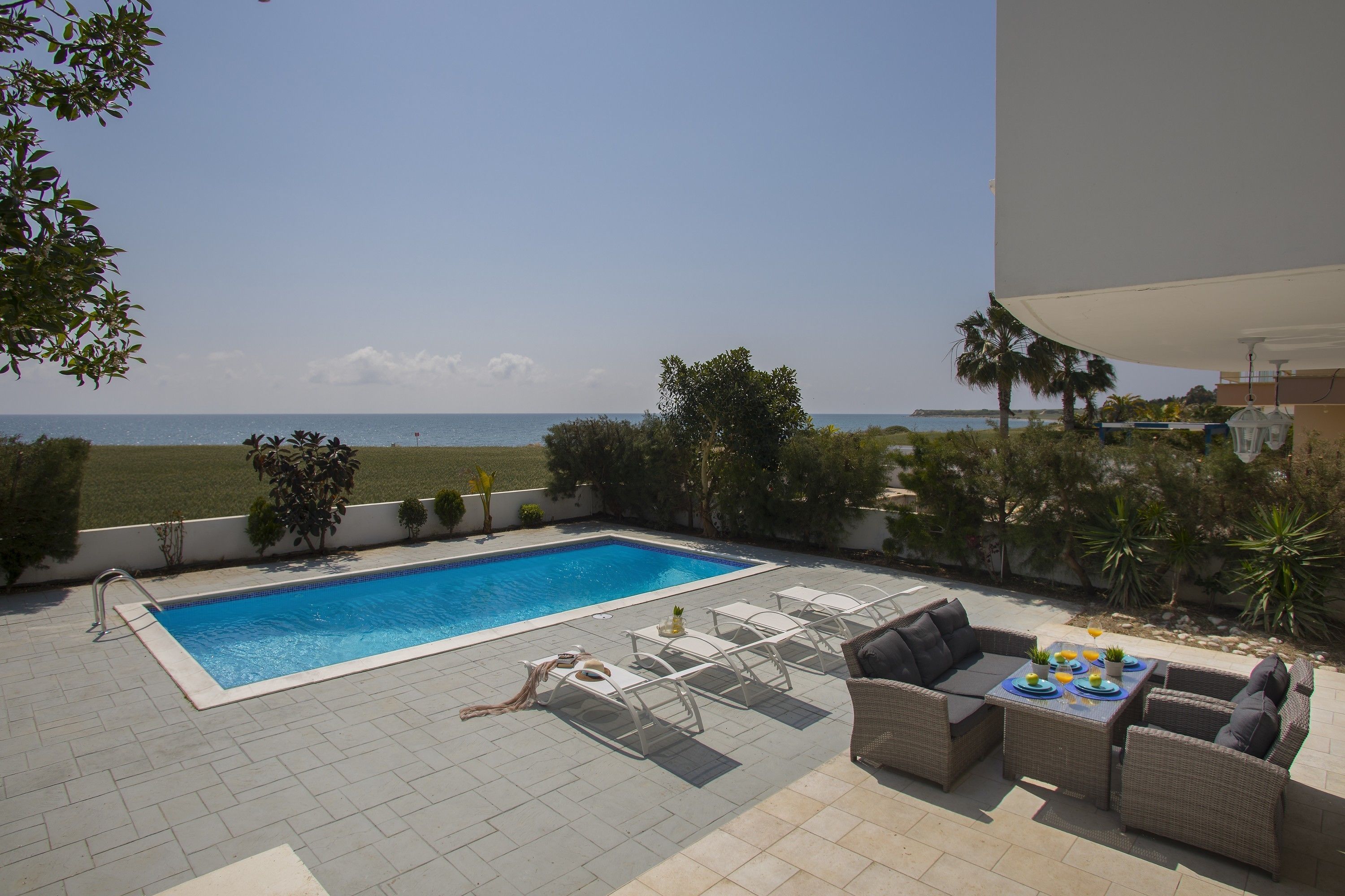Deluxe Villa, 4 Bedrooms, Beachfront | Private pool
