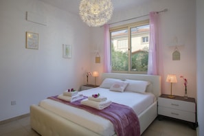 Deluxe Villa, 4 Bedrooms, Beachfront