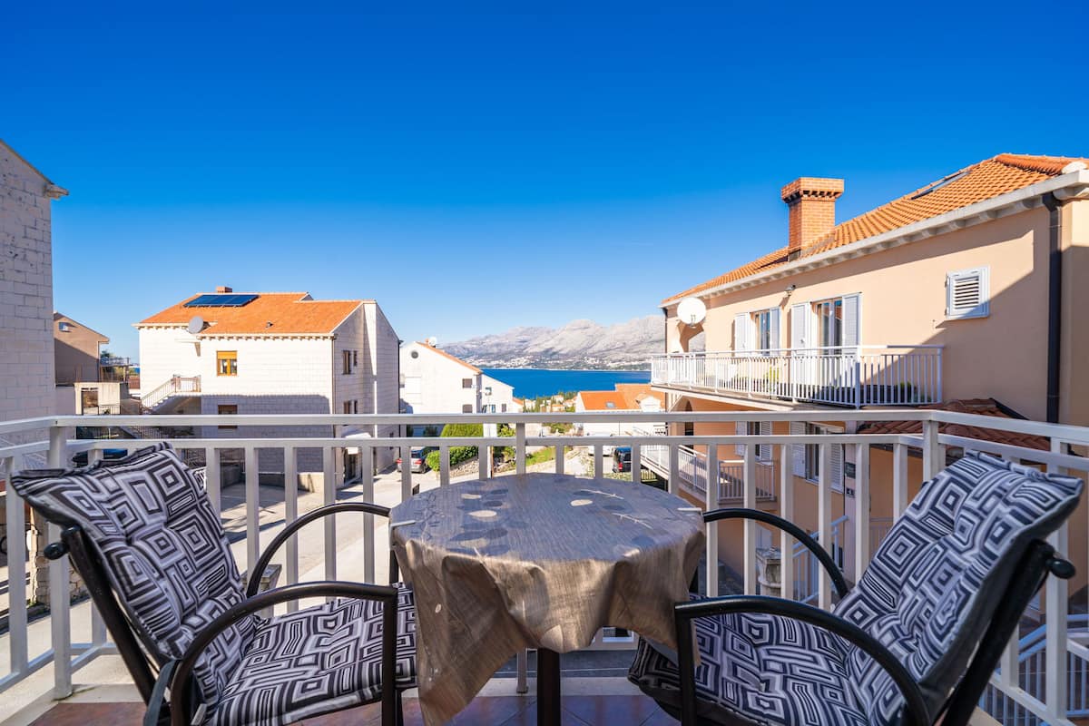 Apartment, 1 Bedroom, Balcony | Free cribs/infant beds, free WiFi, bed sheets
