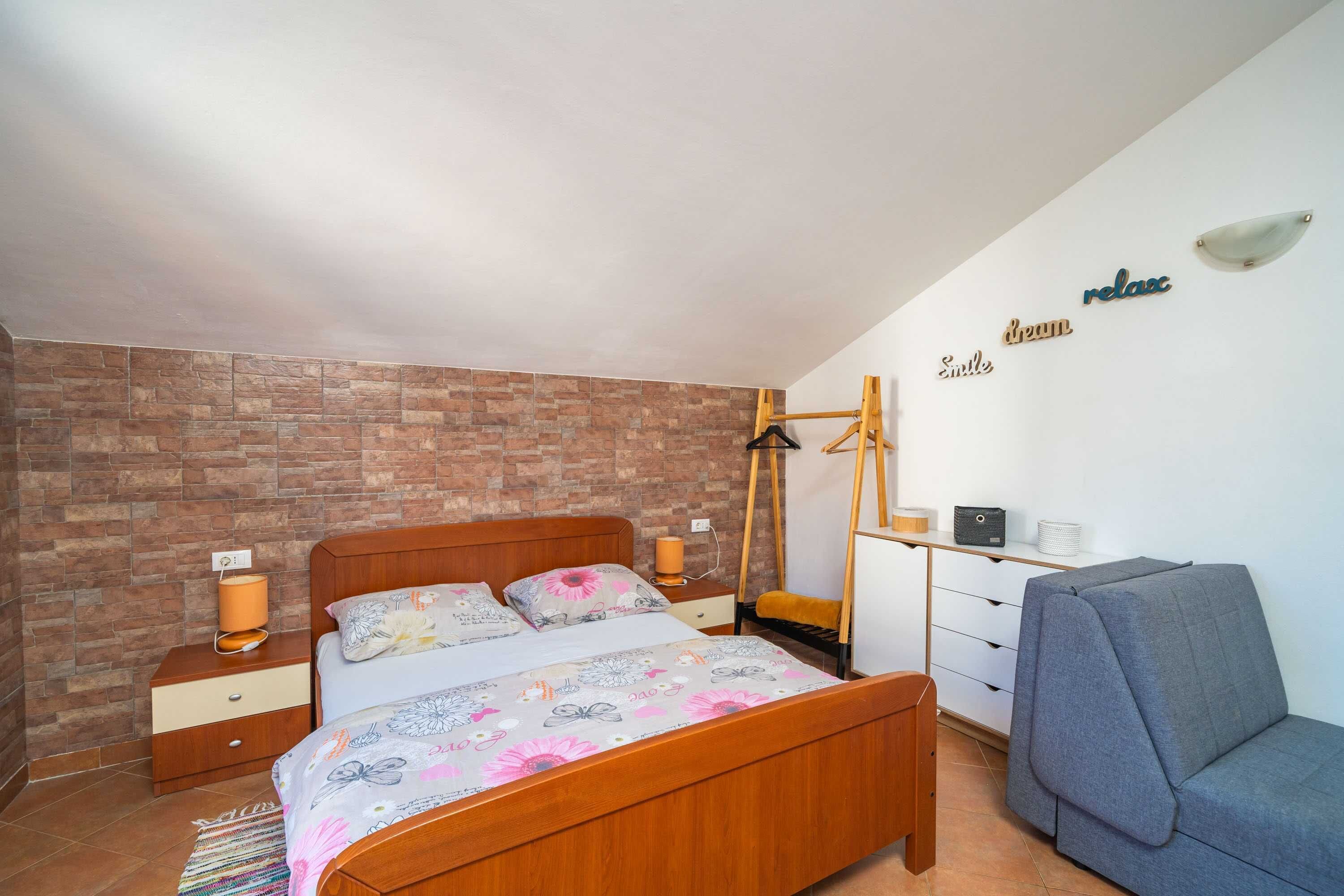 Studio (Apartments Senjo - Studio Apartment w) | Free cots/infant beds, free WiFi, bed sheets
