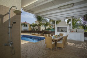 Villa, 3 chambres | Terrasse/Patio
