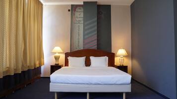 Individually decorated, laptop workspace, soundproofing, free WiFi