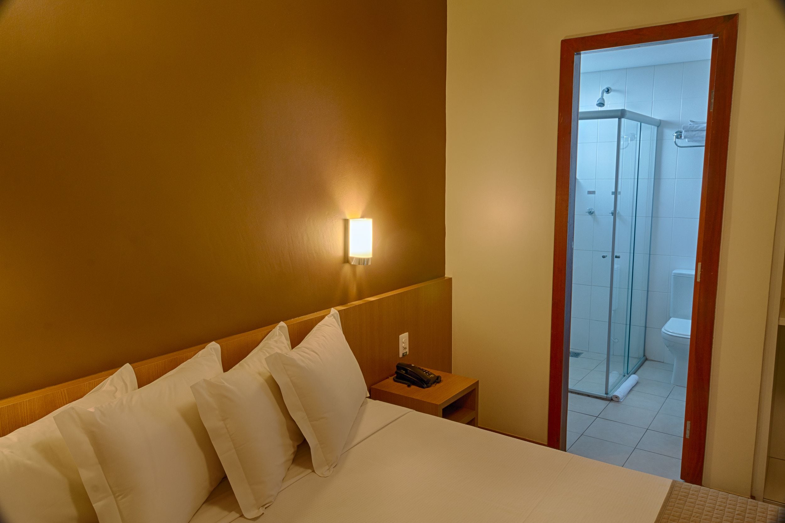 suite (lagoa) | minibar, individually decorated, individually furnished