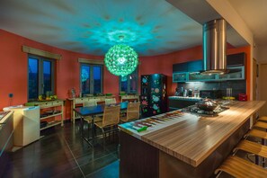 Panoramic Villa, 5 Bedrooms, Sea View, Oceanfront | Private kitchen | Microwave, highchair
