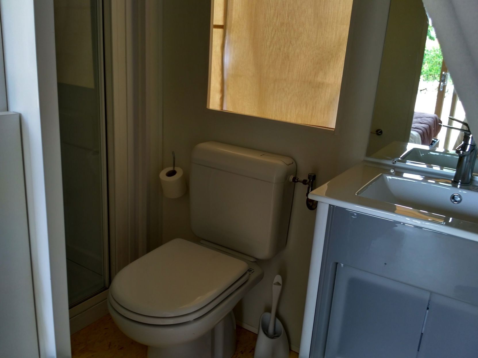 Bathroom | Shower, rainfall showerhead, free toiletries, towels