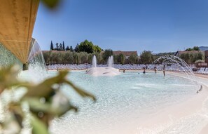 Seasonal outdoor pool - Hu Firenze Camping In Town (Florence)