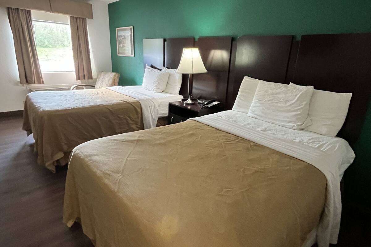 Pine Tree Inn: recensioner, erbjudanden och foton 2024 - Expedia.se