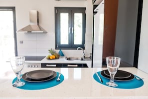 Deluxe-Apartment | Eigene Küche | Herdplatte, Wasserkocher, Kochgeschirr/Geschirr/Besteck