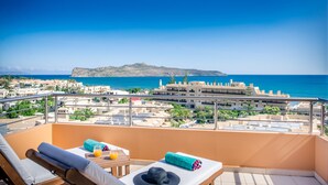Luxury Villa, 3 Bedrooms, Sea View (III) | Terrasse/patio