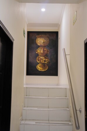 Télévision à écran plat