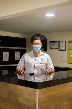 Télévision à écran plat