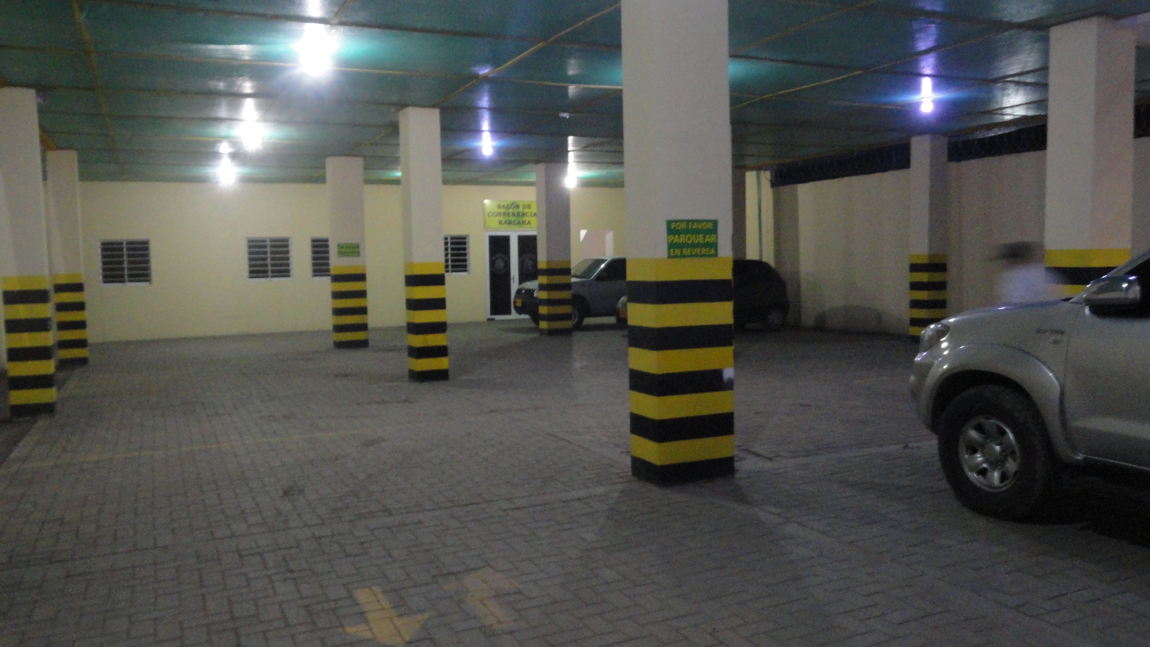 Photo - Hotel Calarca N1