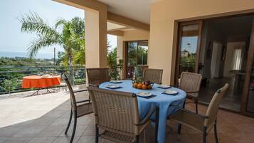 Villa, 5 Bedrooms, Private Pool | In-room safe, desk, iron/ironing board, free cribs/infant beds