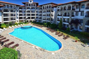 Outdoor pool - Hotel Severina (Sunny Beach)