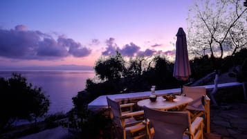 Apartment, 1 Bedroom, Beachfront (Seaside) | Terrace/patio