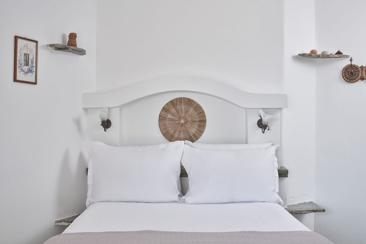 1 habitación y artículos del minibar gratis