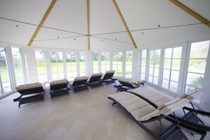 Couples treatment room(s), sauna, steam room, body treatments - Lundenbergsand Hotel und Spa (Simonsberg)