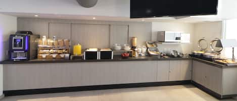 Petit déjeuner continental compris tous les jours