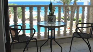 Villa, 4 Bedrooms | Balcony - Villa Louis (Protaras)