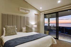 Luxury Villa, 4 Bedrooms, Ocean View - Wescamp Villa (Cape Town)